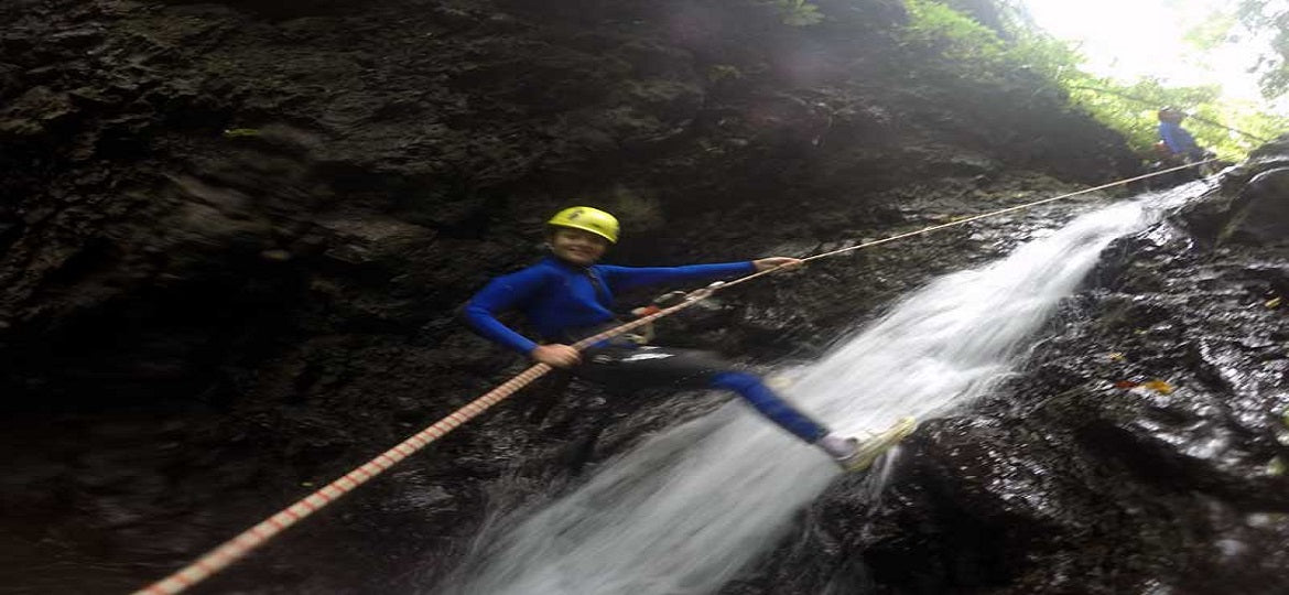 Aling Canyon waterfall rappel in Bali